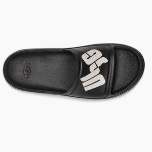 UGG Wilcox Slide Chopd in Black